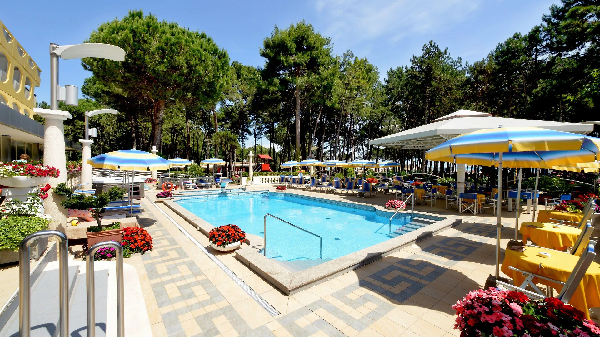 Dove Soggiornare a Pineta: 7 Hotel per Famiglie a Lignano